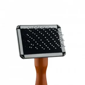 0106-001 Пуходерка Щітка з Дерев'яною Ручкою та Напайкою 6 х 12 см